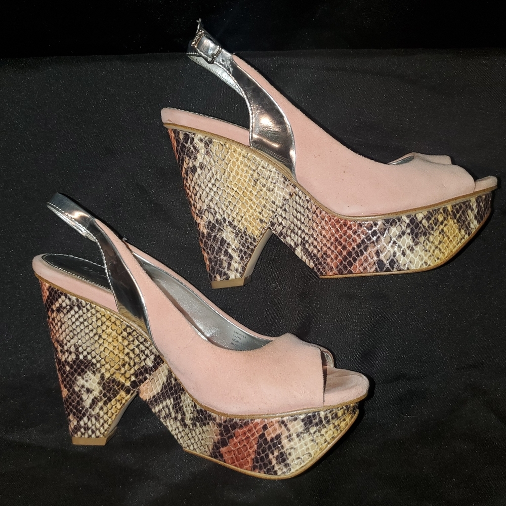 Calvin Klein Wedges / Heels